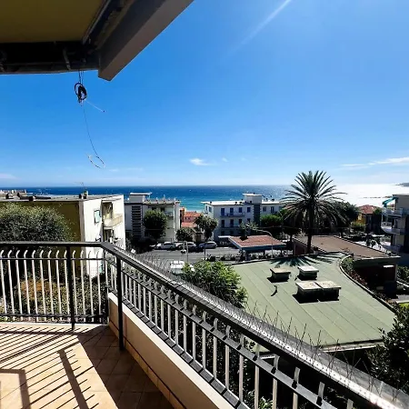 Apartament A 2 Passi Dalla - Ospedaletti