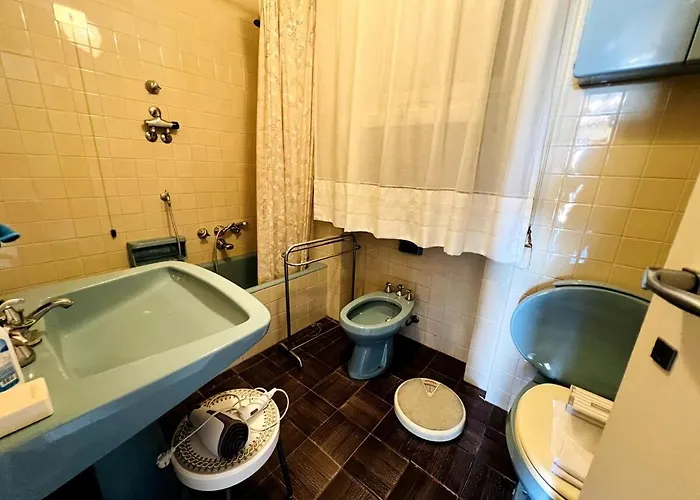 A 2 Passi Dalla - * Ospedaletti