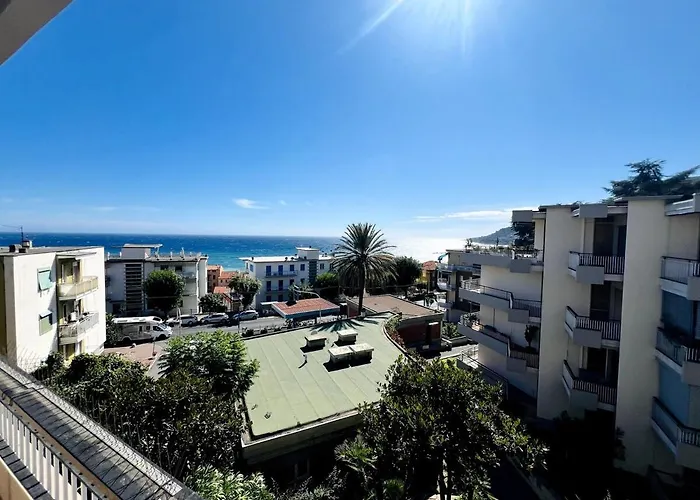 Lejlighed A 2 Passi Dalla - *